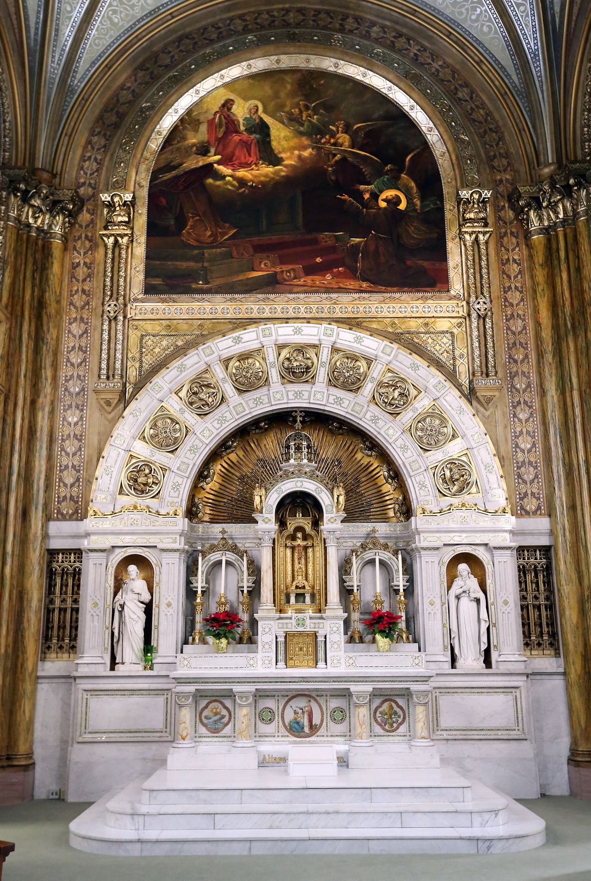 Altar cherubs Mary of the Angels Chapel